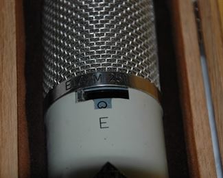 TELEFUNKEN ELA -M251 LARGE CAPSULE CONDENSER MICROPHONE