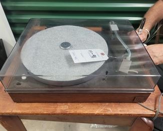 AR XB turntable 