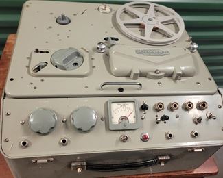 BRITISH FERROGRAPH TAPE RECORDER