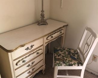 Desk (there is a matching dresser)