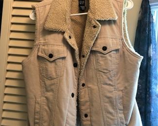 Cute Gap shearling vest