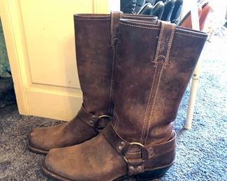 Frye boots (womens 9)