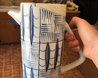 Very cool angular top pitcher