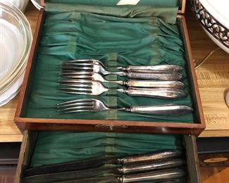 Oneida flatware