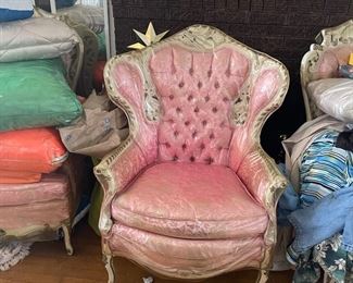 3rd chair with French set while set $400