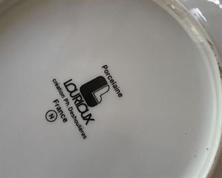 Set of 6 Bread & Butter Plates. Photo 2 of 2.