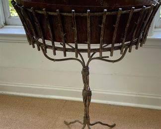 Twisted Metal " Twig" Planter. Photo 1 of 2.