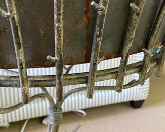 Twisted Metal " Twig" Planter. Photo 2 of 2.