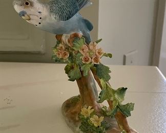 Porcelain Parquet Figurine. Photo 2 of 3.