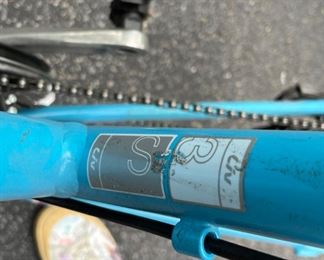 Alight Live S Women's Bike. Photo 3 of 3.