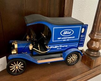 FRANKLIN MINT FORD MODEL T 100TH ANNIVERSARY LIMITED EDITION DELIVERY TRUCK 