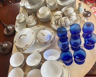 This is the Noritake Vasona