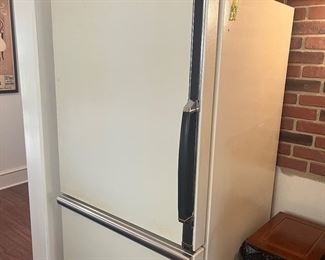 Kenmore 21 Refrigerator