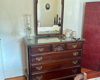 Vintage Hathaway, 6-drawer dresser with mirror