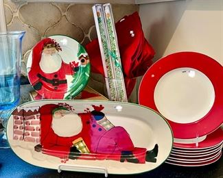 KATE SPADE RED AND BLACK PLATES.