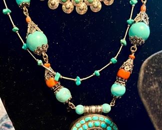 TIBETAN TURQUOISE AND CORAL NECKLACE.
