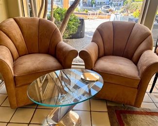 PAIR OF BUCKET SHELL SHAPE CHAIRS THAT SWIVEL