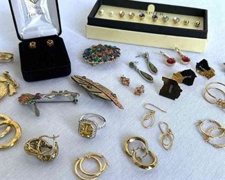 16 Pairs Earrings, 9 Pins, 1 Ring