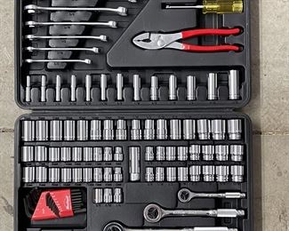 Large socket set