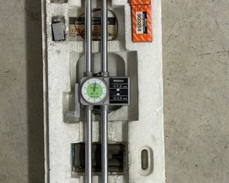Mitutoyo height gage