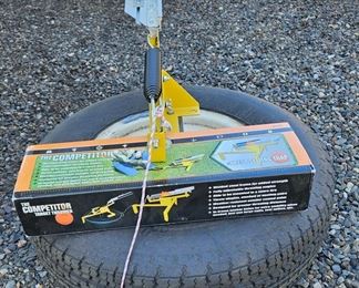 Clay Pigeon target thrower with clay pigeon