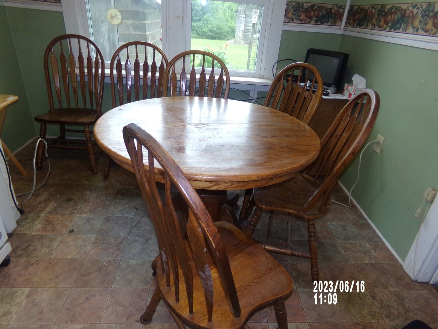 oak pedestal kitchen table