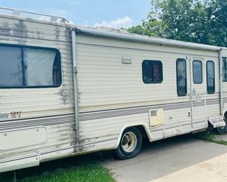 1987 Winnebago 
