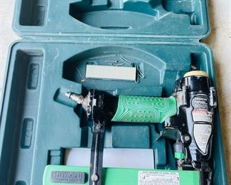 Hitachi N38044B3 
1 - 1/2" Stapler