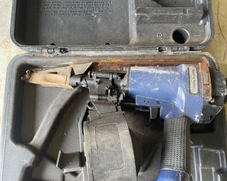 Roofing Nailer