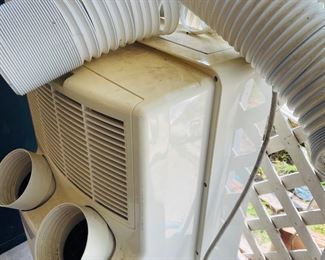 Portable Commercial Air Conditioner 
    1250 Watts 14,000 BTU