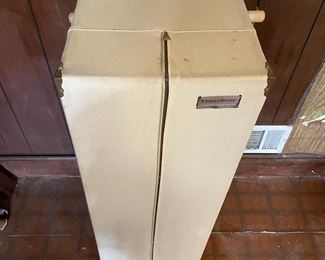 Cedar Stow Long Garment Hanging Wardrobe