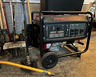 PREDATOR 5500/6500 GENERATOR Like New!