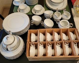 79pc Harmony House, Silver Sonata, 3639 Fine China Set