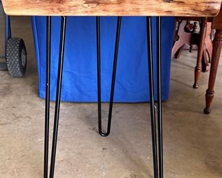 Modern Hairpin Leg Table