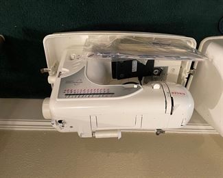 Singer portable sewing machine 