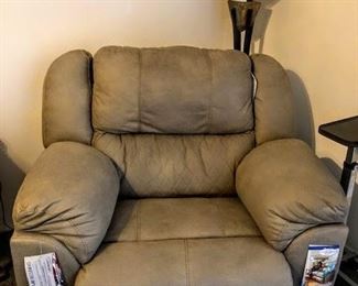 Lazy Boy Recliner New Electric