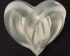 Gorgeous! This Lalique Crystal Heart Paperweight measures 3 x 3 x 1.5 inches. 