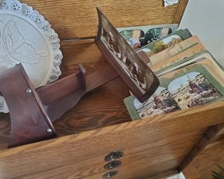 Vintage Viewer with Cards