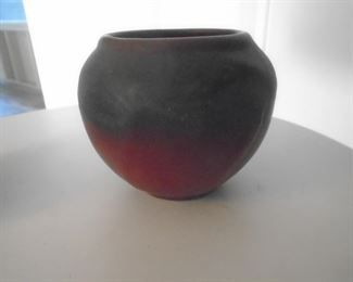 Small vase 3-4 inches tall