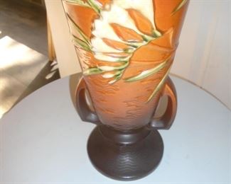 Feesia brown Appears repaired around upper edge