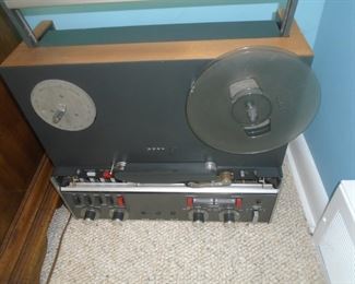 reel to reel tape recorder