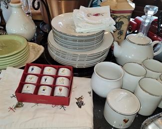 Pottery Barn Reindeer set