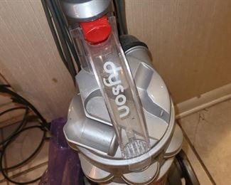 Dyson vac