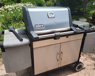 Weber gas grill