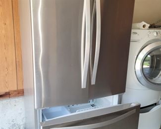 Whirlpool Stainless French door fridge