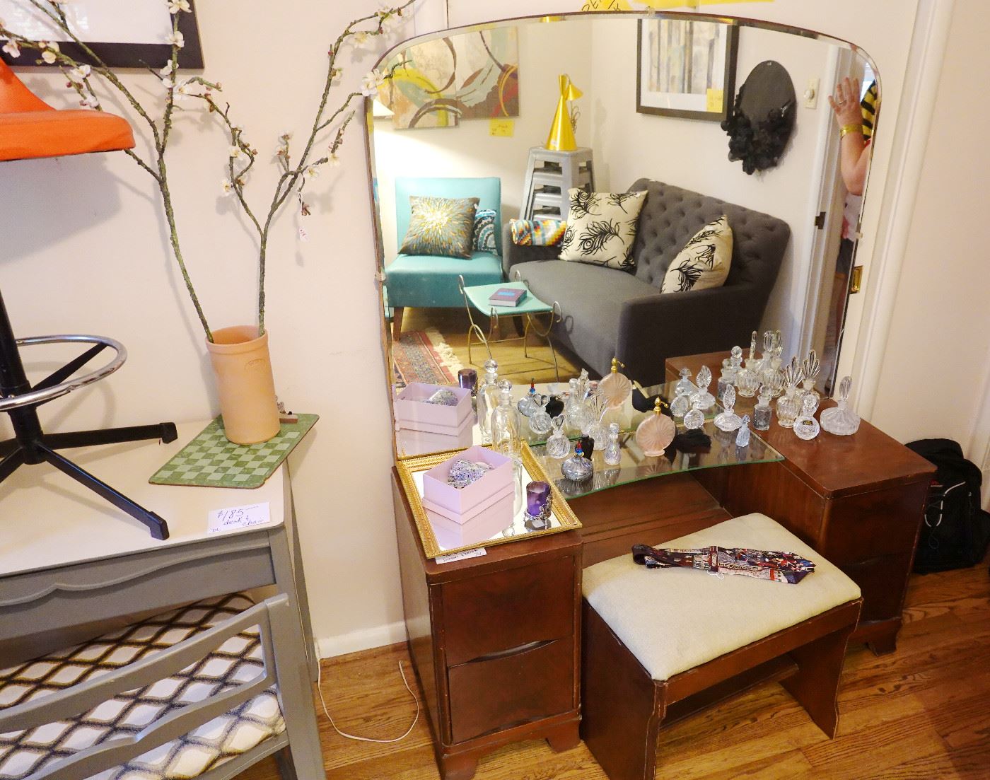 PINK LADIES ESTATE SALE in Dallas, TX starts on 6/29/2023