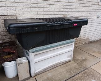 Pickup truck bed tool box