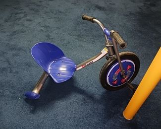 Razor rip rider 360 toy spinning tricycle