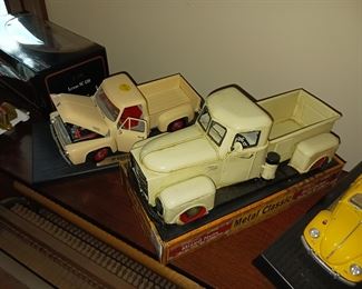 Diecast pressed Steel toy trucks pickups