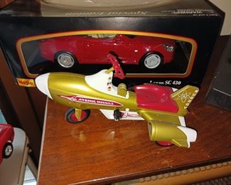 Mini pedal car Atomic missile replica